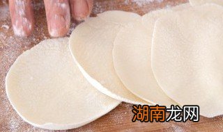 饺子皮怎么做才好吃家常做法 饺子皮怎么做才好吃