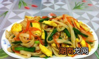 鸡蛋炒河粉的做法 鸡蛋炒河粉做法