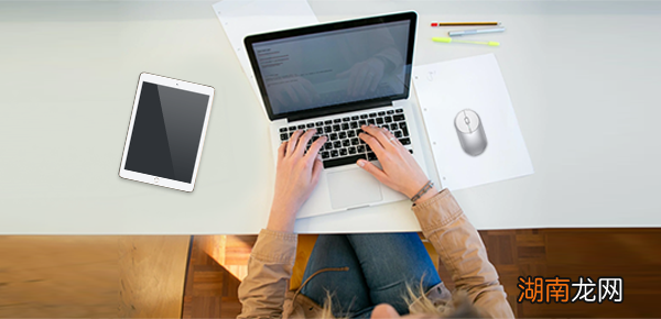 python图形中的根号？