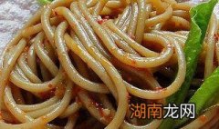 韩国拌冷面的做法和配方 韩国拌冷面的做法及调料