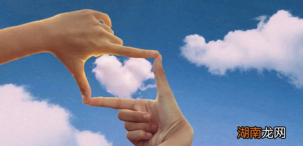 python 按列读取csv文件数据？