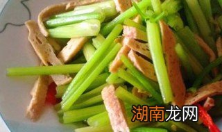 炒芹菜的做法 牛肉炒芹菜的做法