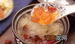 雪燕桃胶皂角米的做法 雪燕桃胶皂角米的做法和一次用量