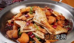 干锅耗儿鱼的做法视频 干锅耗儿鱼的做法