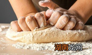 炸菜角的面怎么和 炸菜角的面怎么和酥脆窍门