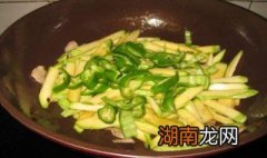 炒葫芦条怎么做好吃窍门 炒葫芦条怎么做好吃窍门图片