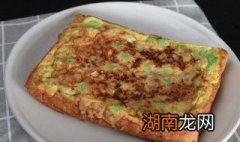 如何快速的做鸡蛋饼呢 快速做鸡蛋饼的方法窍门