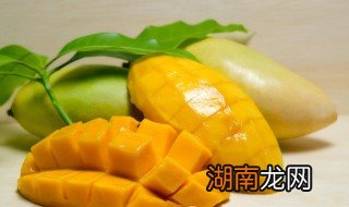 如何制作好吃的巧克力芒果奶昔 如何制作好吃的巧克力芒果奶昔视频