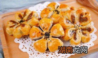 手抓饼桃花酥的做法 手抓饼桃花酥的做法窍门