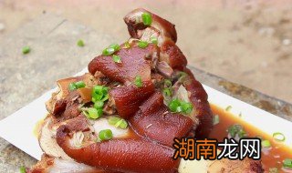 猪小肘子怎么做又烂又好吃 肘子怎么做又烂又好吃