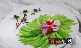 凉拌苦瓜 凉拌苦瓜的做法简单又好吃