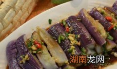 凉拌手撕茄子 凉拌手撕茄子的家常做法简单