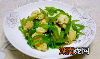 尖椒炒鸡蛋怎么炒好吃 尖椒炒鸡蛋