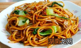 怎么做炒面最好吃步骤 怎么做炒面最好吃步骤视频