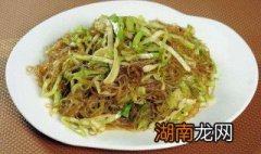 甘蓝炒粉条图片 甘蓝炒粉条的做法家常