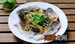 清蒸鲩鱼块怎么做 清蒸鲽鱼鱼的做法大全窍门