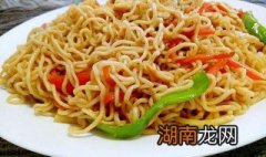 炒方便面的家常做法简单窍门 炒方便面的家常做法