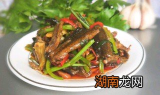 正宗爆炒黄鳝 怎样爆炒黄鳝最简单