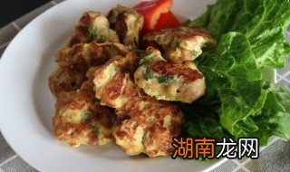 洋槐花饼怎么做好吃又简单窍门 洋槐花饼怎么做好吃