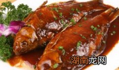 红烧鲫鱼怎么做法才好吃 红烧鲫鱼怎么做好吃呢