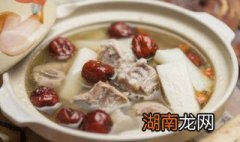 清汤排骨如何做 家庭版清汤排骨汤的做法