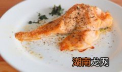 柠檬龙利鱼怎么做才能好吃窍门 柠檬香煎龙利鱼的做法