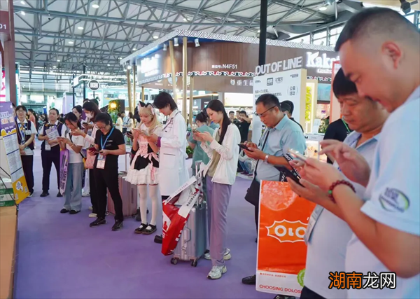 宠爱国际惊艳现身2024年亚宠展，携前沿医疗理念与丰富产品引领行业风尚