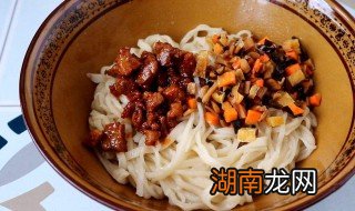 岐山面臊子面做法