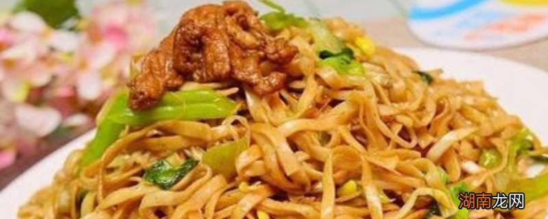 干挂面面条怎么做焖面 干面条做焖面的家常做法