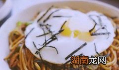 荷包蛋焖面条做法 荷包蛋焖面条做法窍门