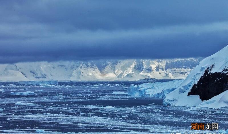 目前全世界最大的岛屿 世界上最大的岛屿是是哪个