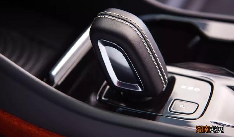 cvt和手自一体和at哪个好 cvt变速箱和at变速箱哪个好