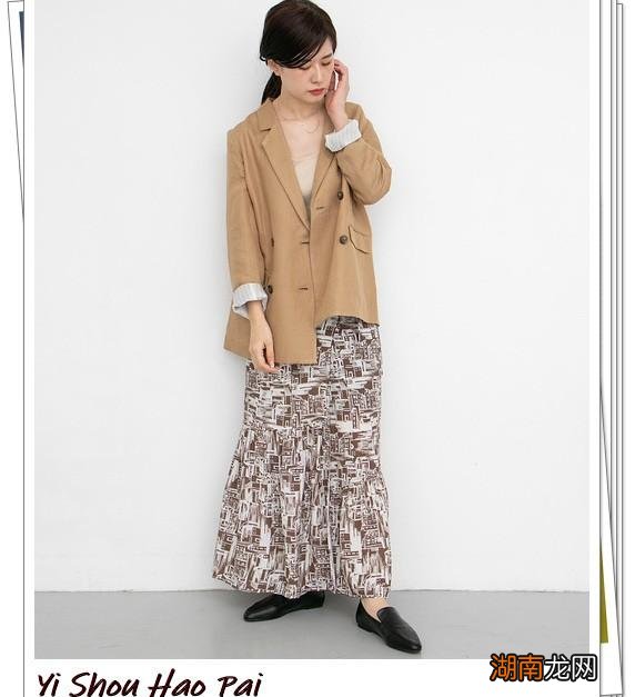 蛋糕裙好看的搭配图片 蛋糕裙搭配什么上衣显得年龄小