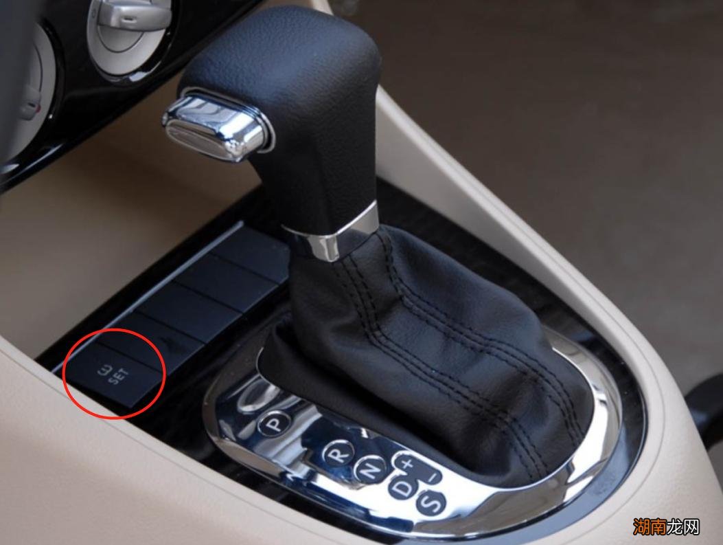 大众朗逸胎压故障灯怎么消除 大众朗逸胎压灯亮了怎么按复位