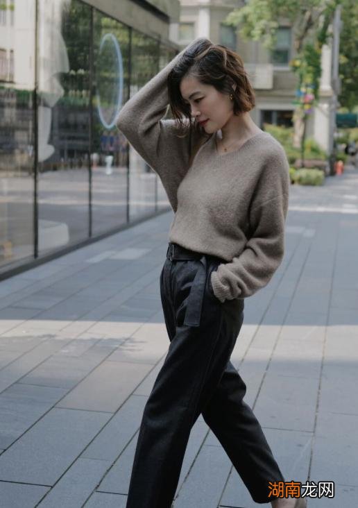 毛衣配什么裤子最好看 毛衣搭配什么裤子好看