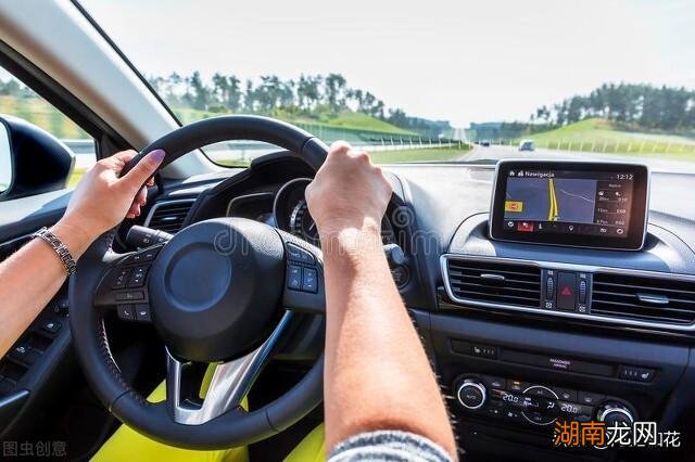 手机导航同步汽车屏幕 手机导航怎么连接不到汽车显示屏上