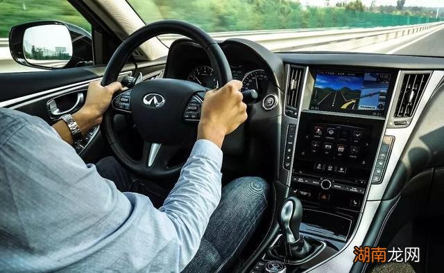 汽车油耗的影响因素有哪些 百公里油耗怎么算出来的