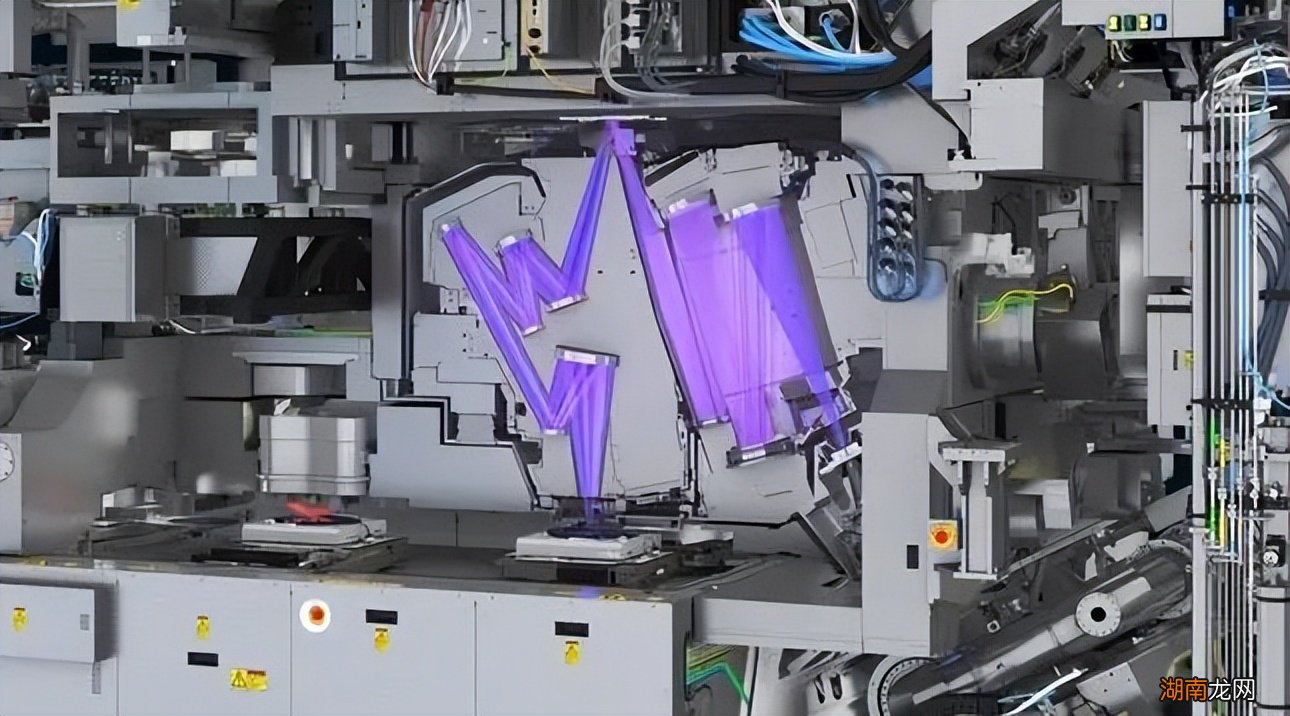 高端光刻机只有荷兰能制作吗 光刻机哪个国家能造