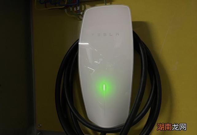 特斯拉百公里的电耗有多少 特斯拉充电一次多少钱