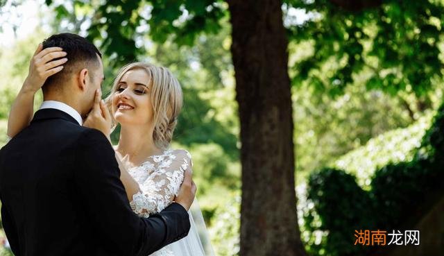 女朋友大两岁利弊 相差2岁姐弟恋注意事项