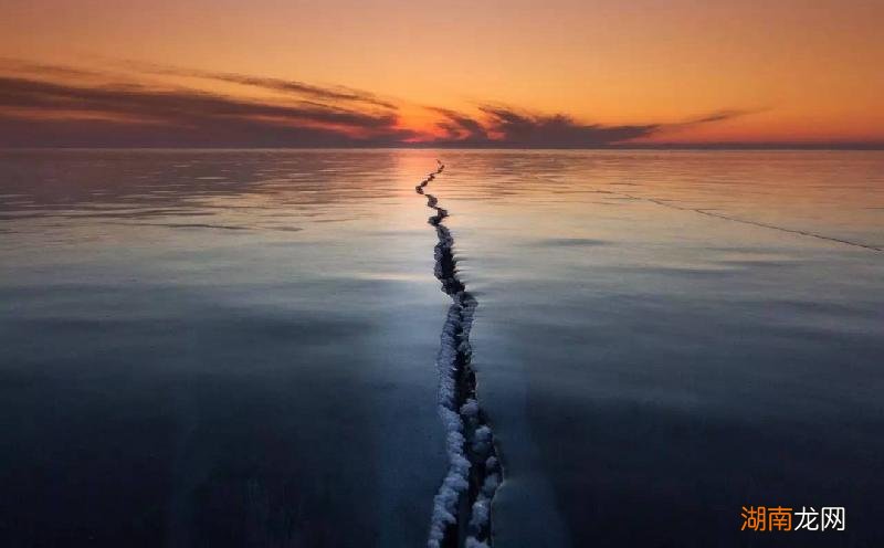 贝加尔湖位于哪个国家 世界最深的淡水湖是哪个湖泊