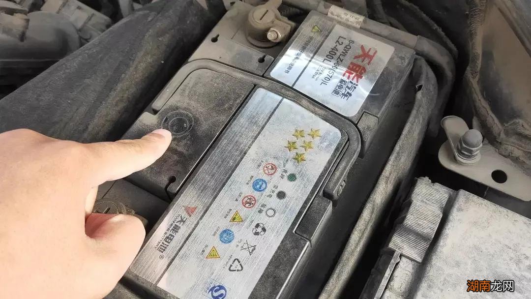 汽车电瓶多久换一次正常 汽车电池一般多久换一次