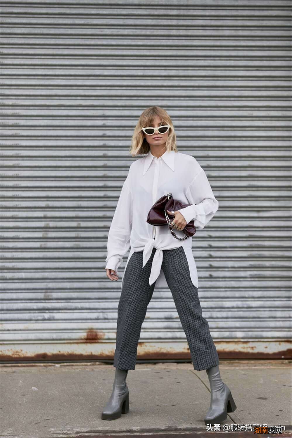 灰色裤子怎么搭配最佳图片 灰色裤子配什么颜色上衣好看