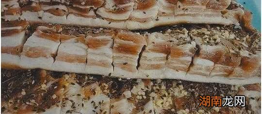 俄罗斯人吃生猪肉是真的吗 俄罗斯人吃猪肉吗