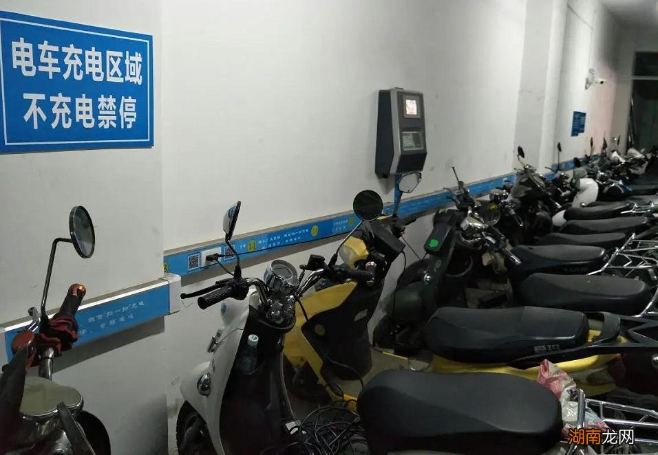 电瓶充电尽量不超过多长时间为宜 电瓶充电多长时间为好