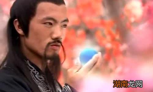 鸿钧老祖上面还有哪几个神仙 鸿钧老祖之上还有谁