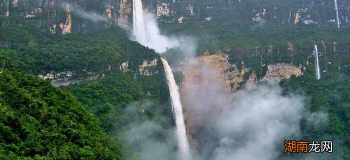我国落差的瀑布是哪里 世界上落差最大的瀑布