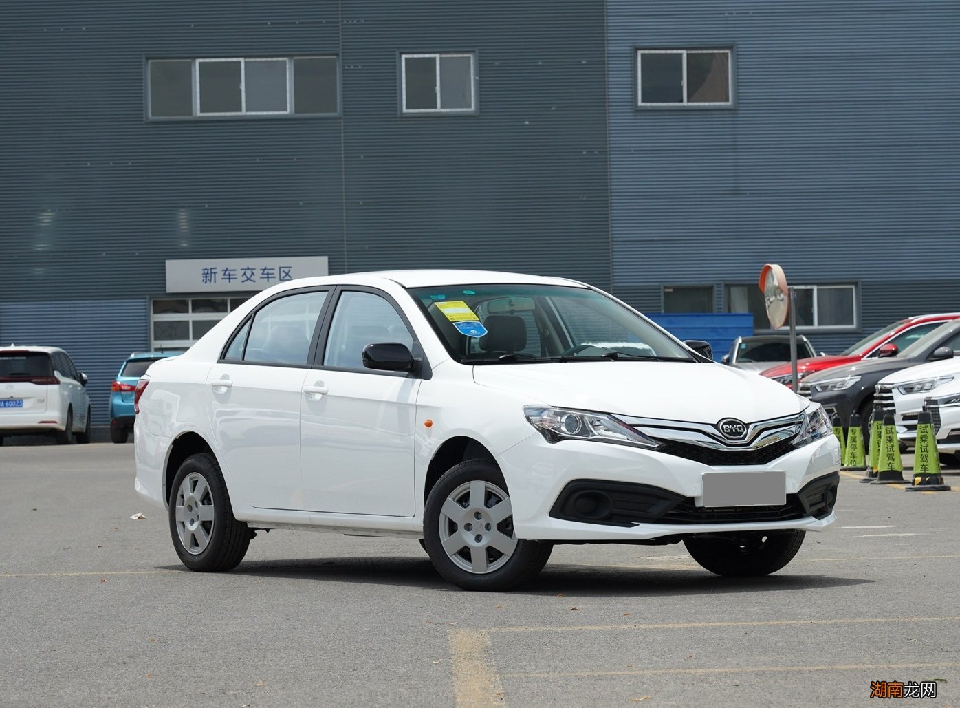 值得推荐五万以内的自动挡小型车 3万一5万新车自动挡