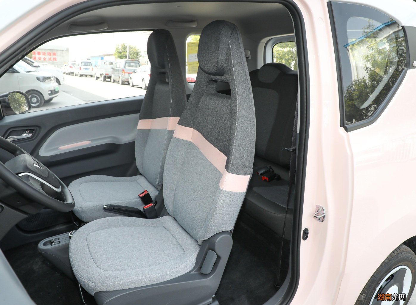 值得推荐五万以内的自动挡小型车 3万一5万新车自动挡