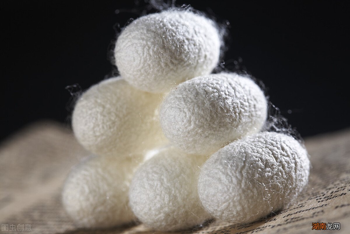 蚕丝被脏了应该怎么清洗没有坏处 蚕丝被可以水洗吗